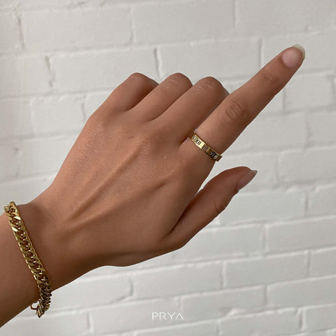 Lucia Numeral Ring