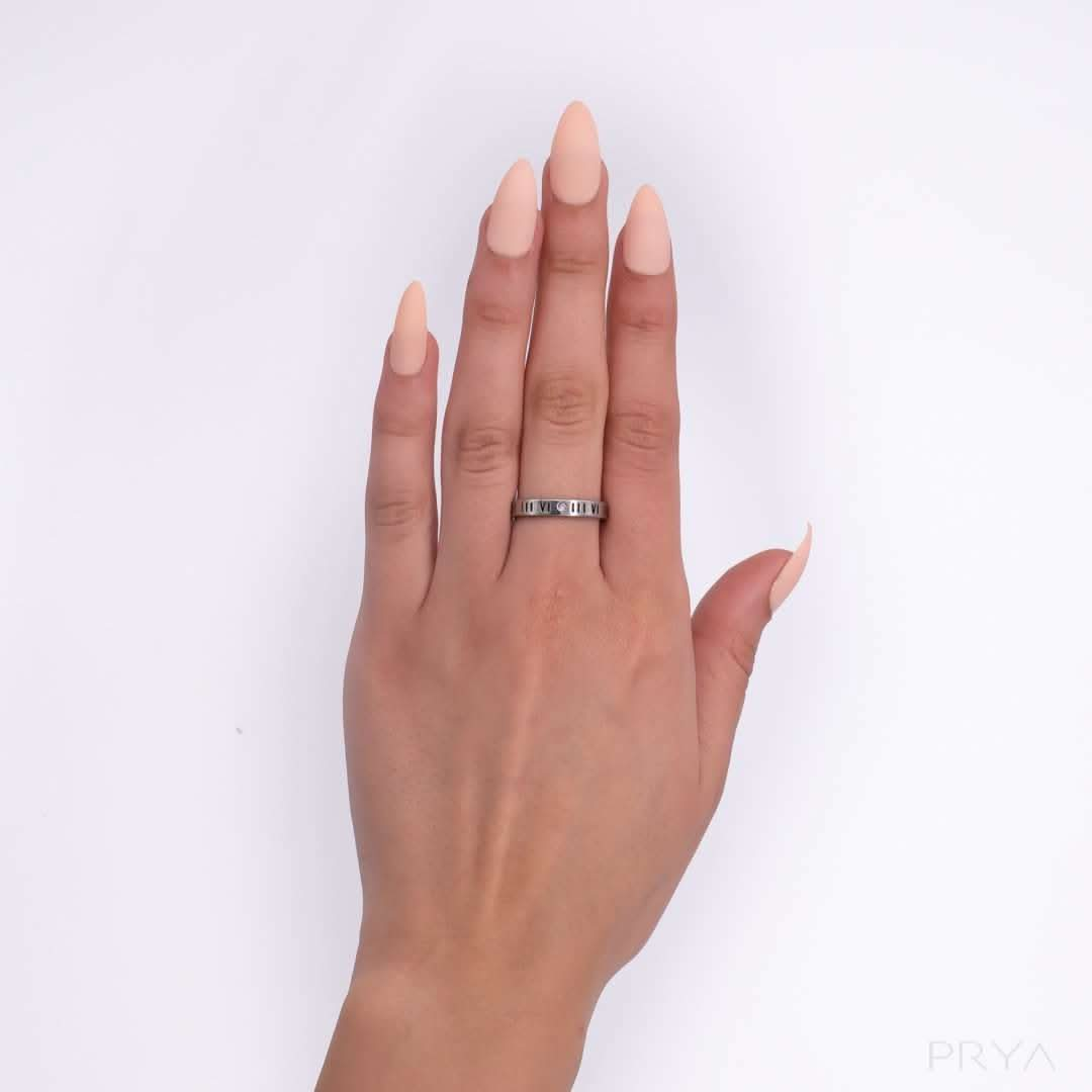 Lucia Numeral Ring